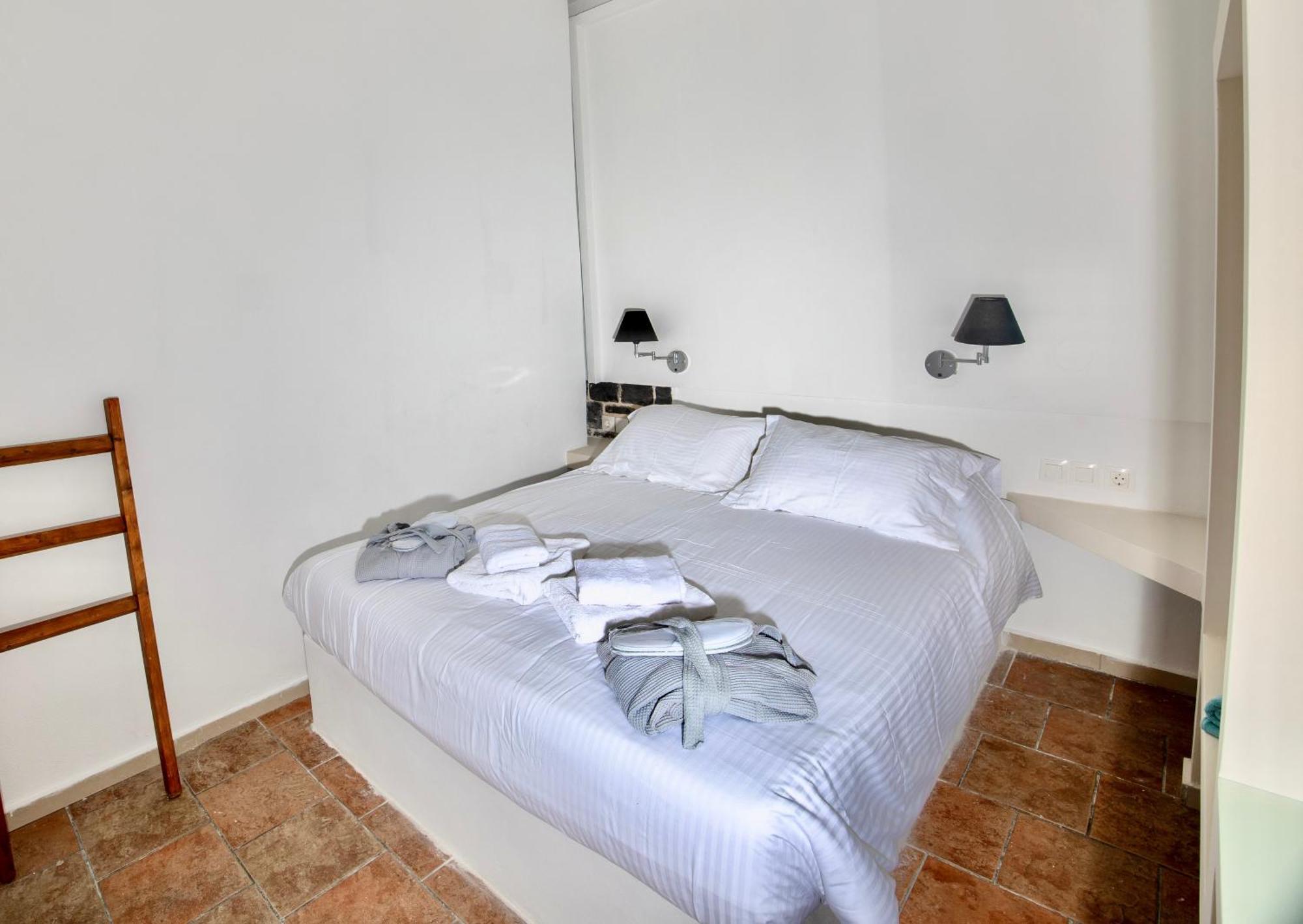 Dawn Suites Santorini Vourvoúlos 객실 사진